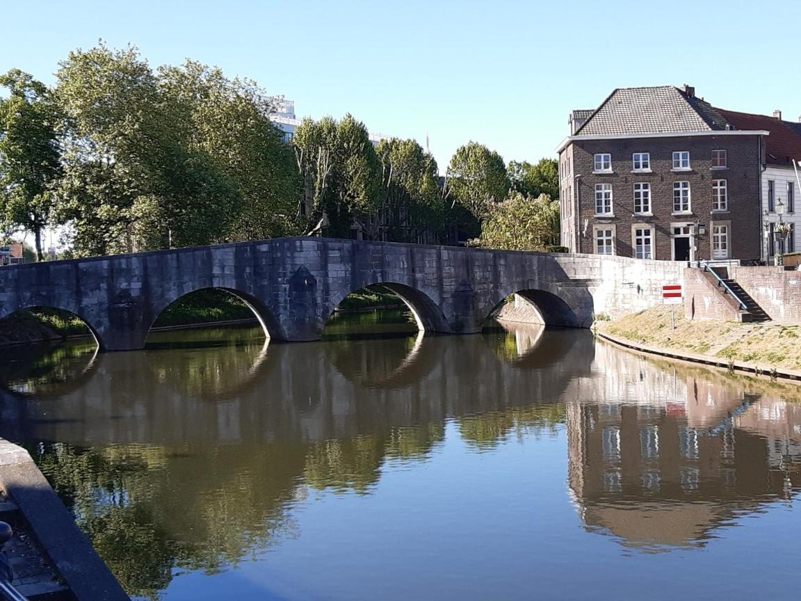 Roermond Uniek Stadspand, Compleet Woonhuis Extérieur photo